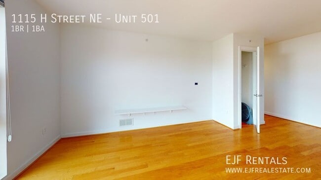 Building Photo - 1115 H St NE