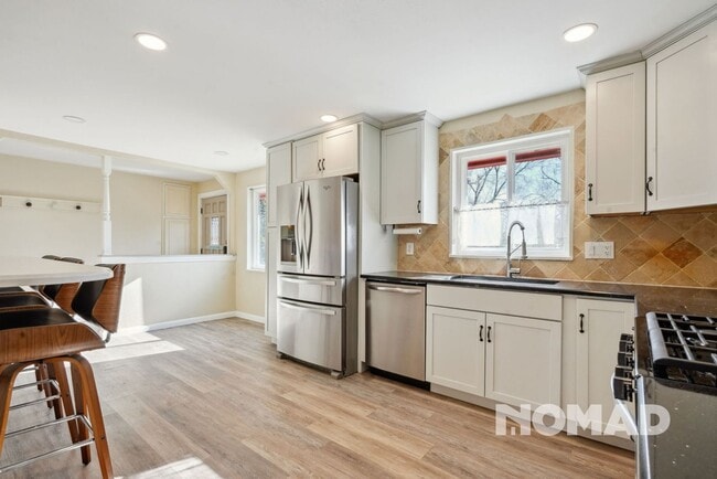 Foto del edificio - Spacious 5BR House in Westminster - Washer...