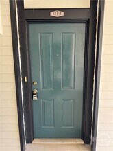 Building Photo - 211 North Ave