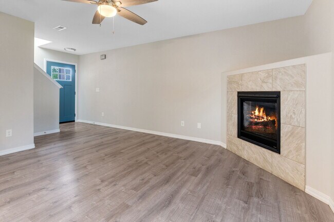 Foto del edificio - 2350 Spring Blossom Dr