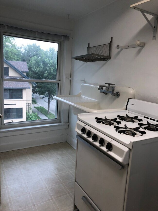 Foto del edificio - 1259 Spaight St