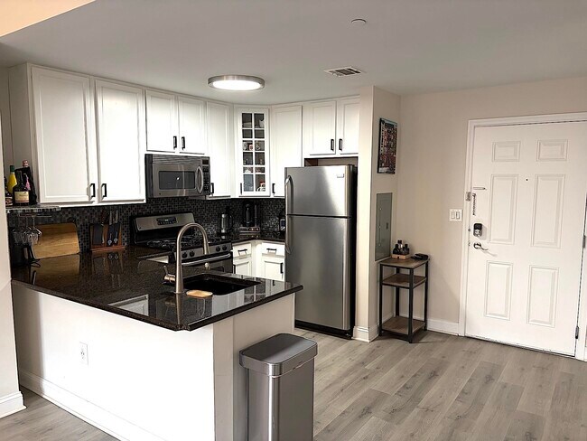 Foto del edificio - 4315 Park Ave