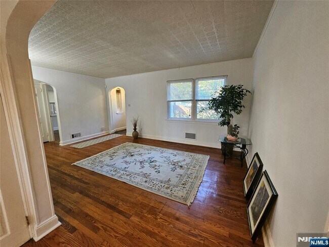 Foto del edificio - 55 Rutgers Pl