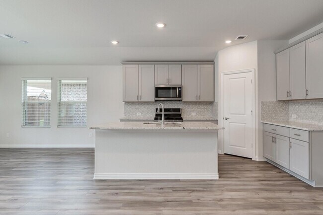 Building Photo - 207 Mountain Meadow Ln