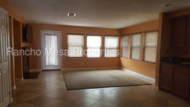 Foto del edificio - 3 story house