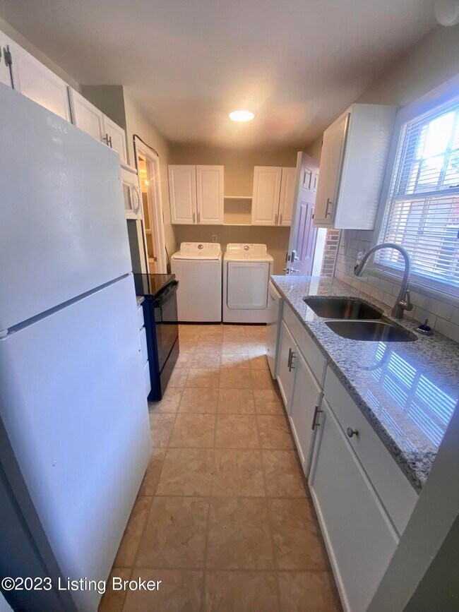 Foto del edificio - 412 W Hill St