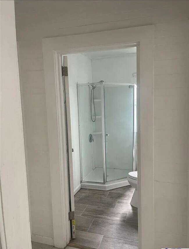 Foto del edificio - Bungalow- 2 bedroom 1 bath