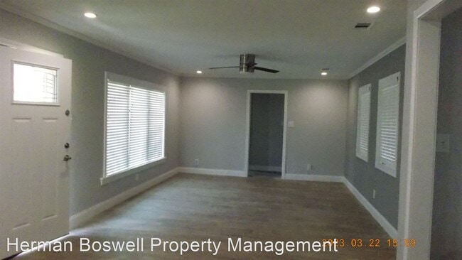 Building Photo - 2 br, 2.5 bath House - 104 Varsity Circle