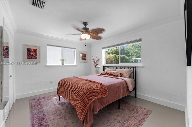 Foto del edificio - 2131 SW 17th St