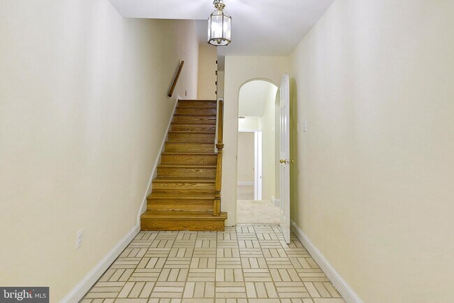 Foto del edificio - 3704 Huntington St NW