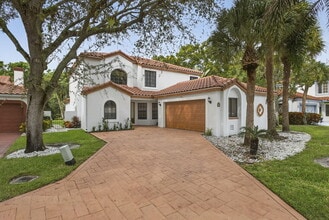 Building Photo - 131 Island Way