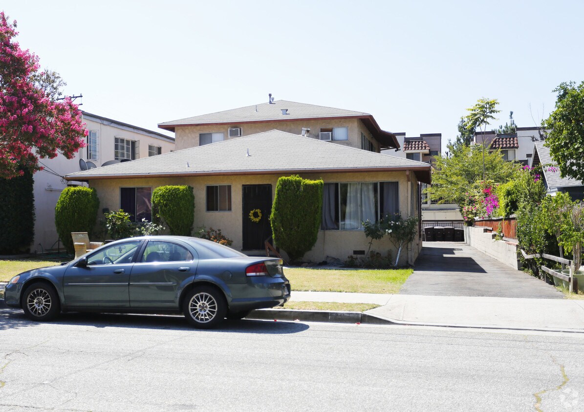 Edificio - 706 E Lomita Ave