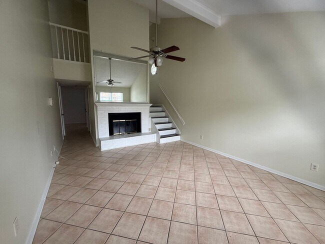 Foto del edificio - Nice 2 bedroom, 1.5 Townhouse