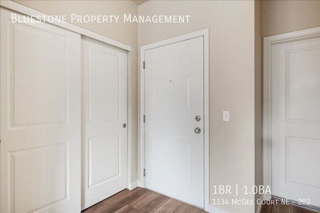 Building Photo - 1134 Mcgee Ct NE