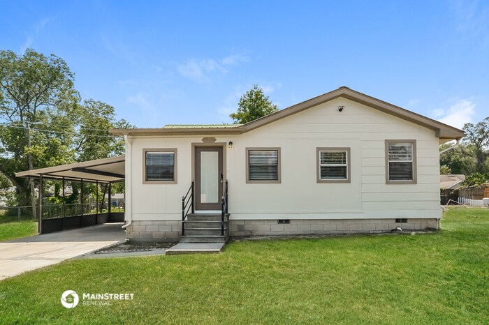 Primary Photo - 656 Rhodes Dr