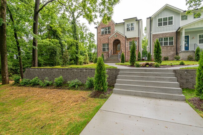 Photo - 811 Kirkwood Ave House