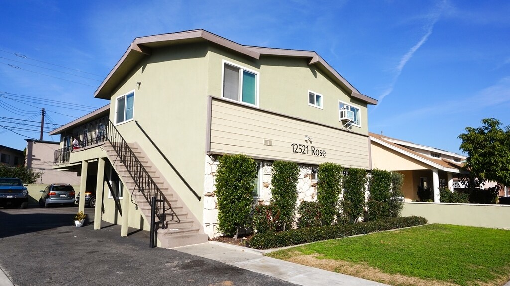 Foto del edificio - 12521-12527 Rose Ave