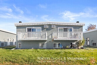 Building Photo - 2805-2805 Dunmore Rd SE