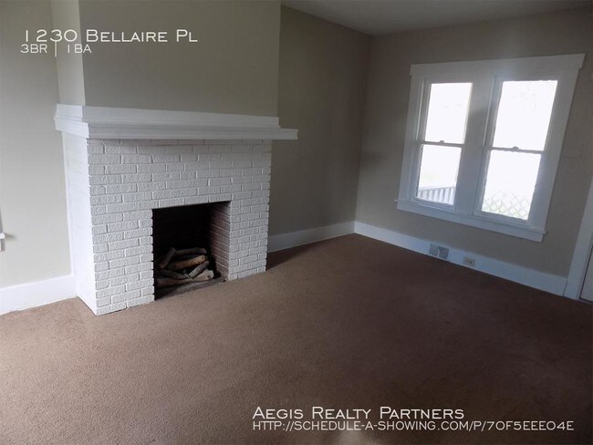Building Photo - 1230 Bellaire Pl