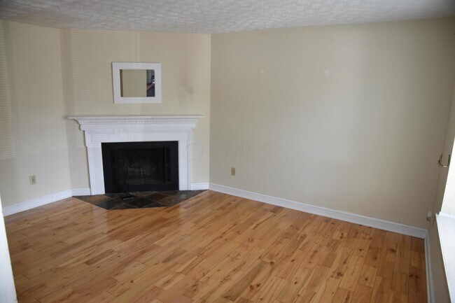 Building Photo - 6462 Cranston Way