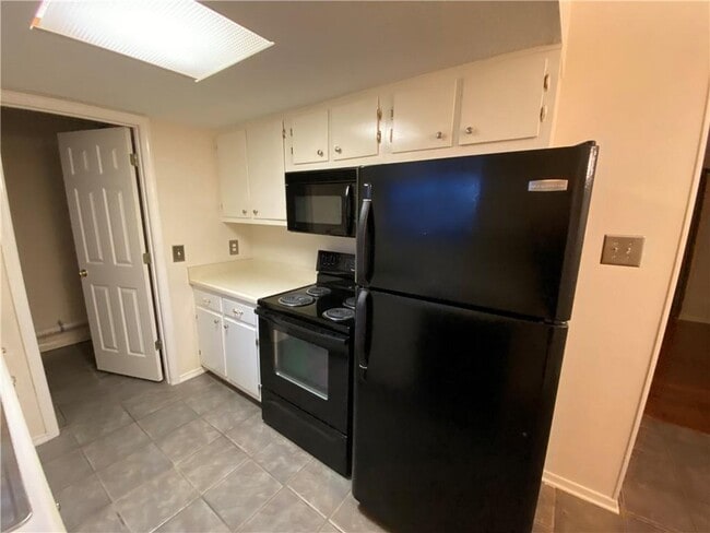Building Photo - 112 Du Rhu Dr