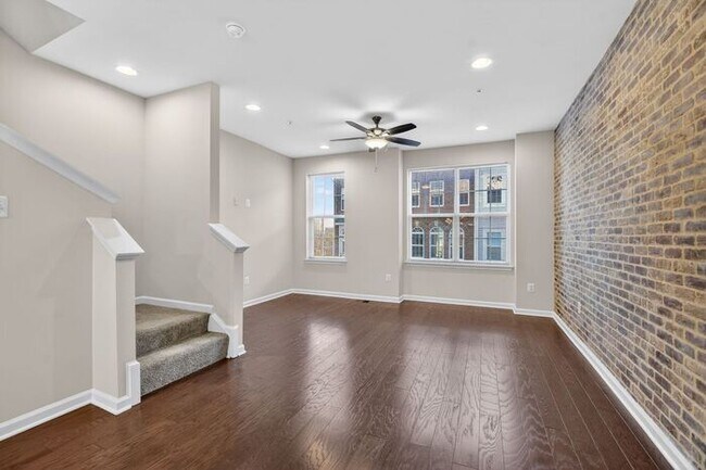 Foto del edificio - 7125 Masonry Aly