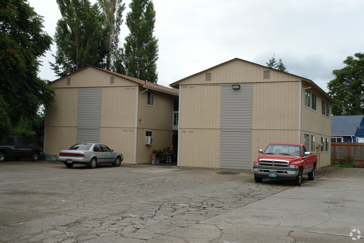 Building Photo - Springwood terrace apartments