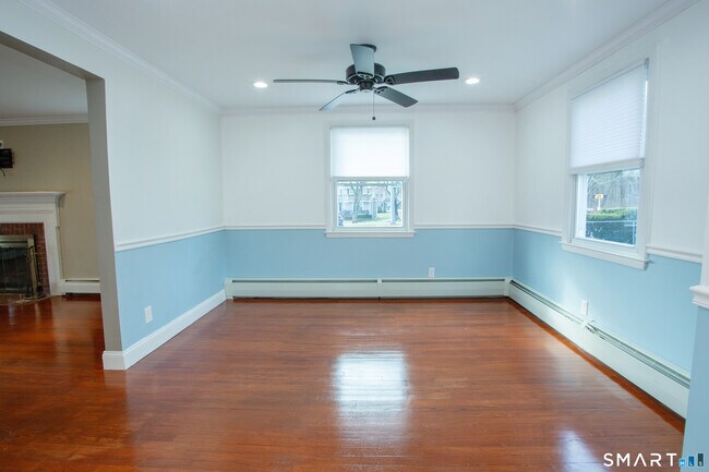 Foto del edificio - 1 Valley Crest Dr