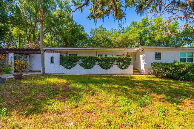 Building Photo - 401 Bullard Pkwy