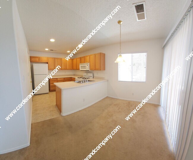 Building Photo - Wonderful 4 Bedroom, 3 Bathroom, 1 Car Gar...
