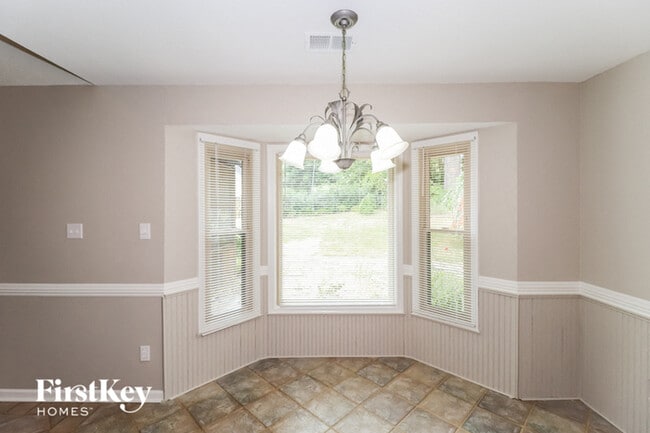 Building Photo - 8519 Spruce Tree Cove