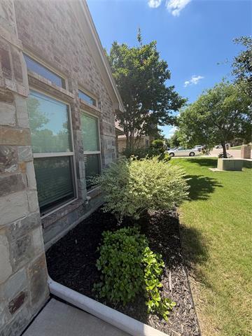 Building Photo - 628 Zachary Dr
