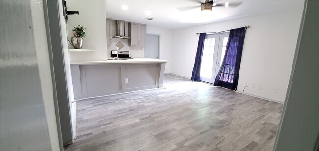 Foto del edificio - 5431 Canterway Dr