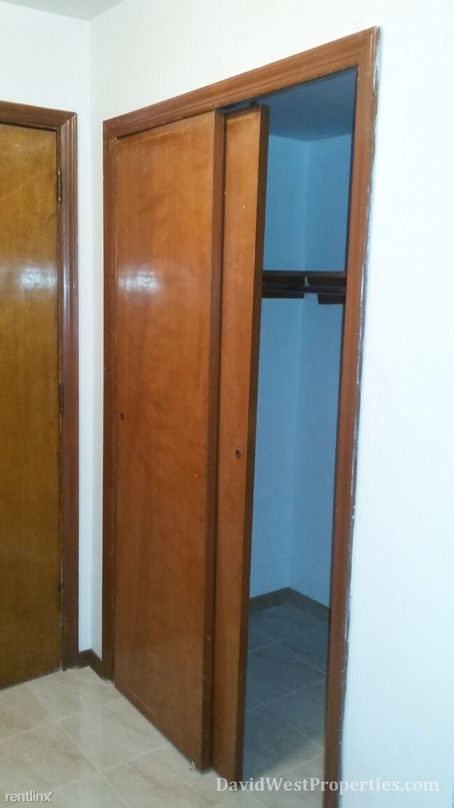 Building Photo - 2317 62nd St