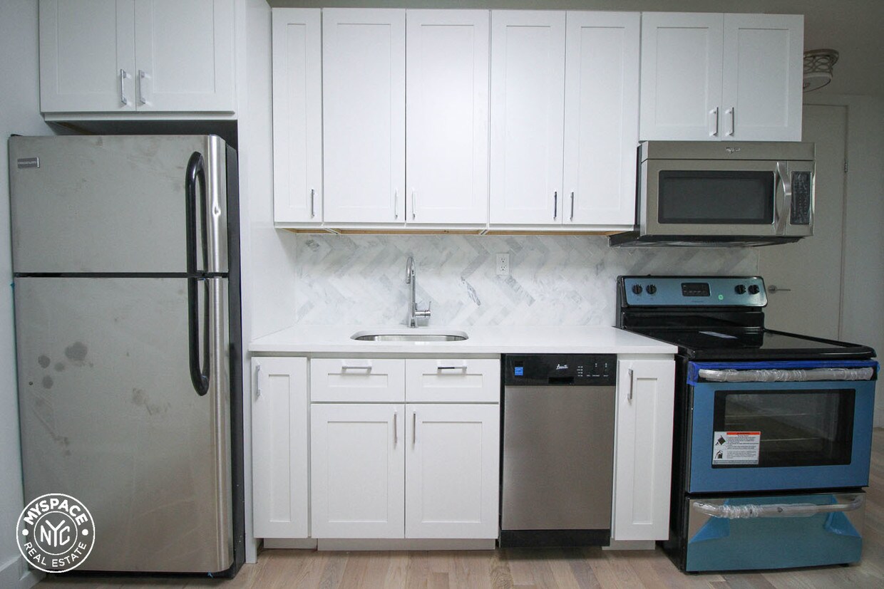 Foto principal - 1789 Flatbush Ave