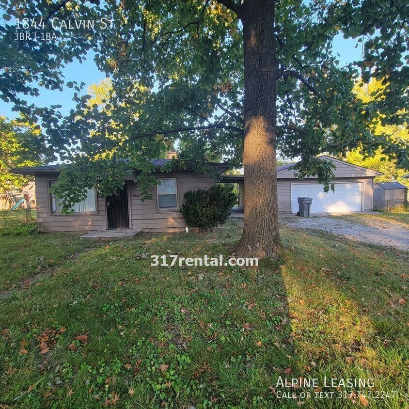 Primary Photo - 1844 Calvin St - 3BR House w/Garage!