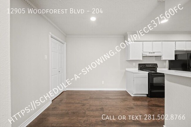 Foto del edificio - 12905 Woodforest Blvd
