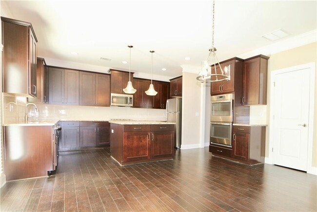 Foto del edificio - 4185 Settlers Grove Rd