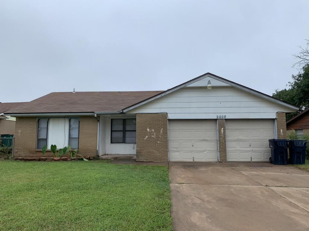 Primary Photo - 2608 SE 45th