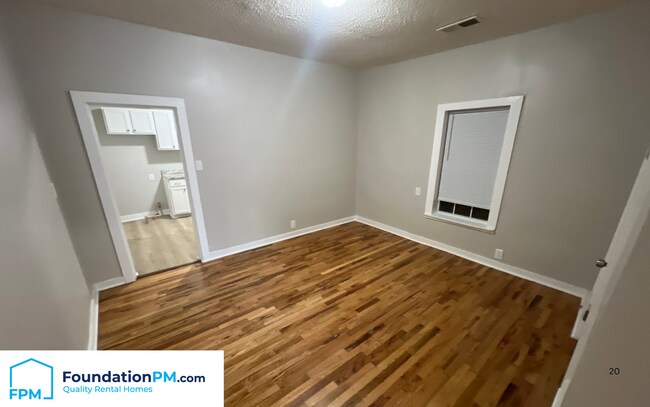 Foto del edificio - 2247 Clayton Ave
