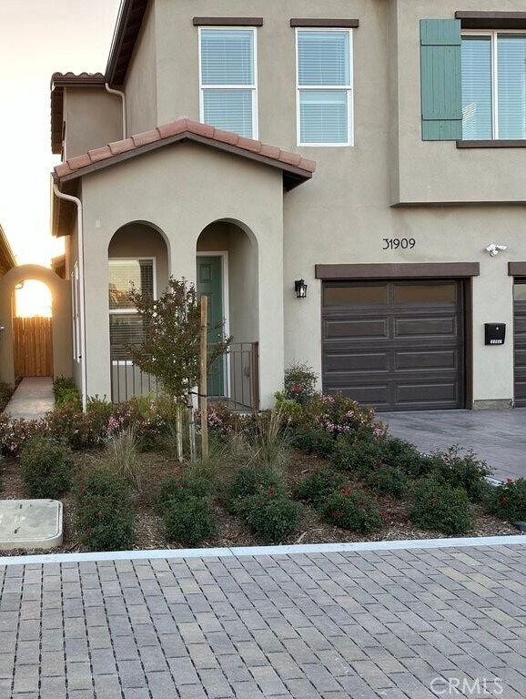Foto principal - 31909 St Joseph Ln