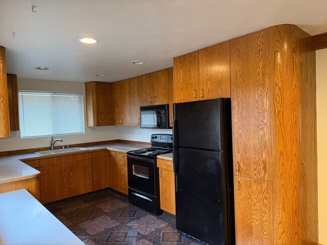 Foto del edificio - Charming Everett Rambler — 3 Bedrooms + Bonus Room