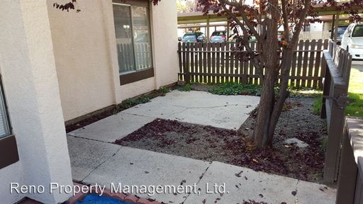 Foto del edificio - 1044 Baywood Dr