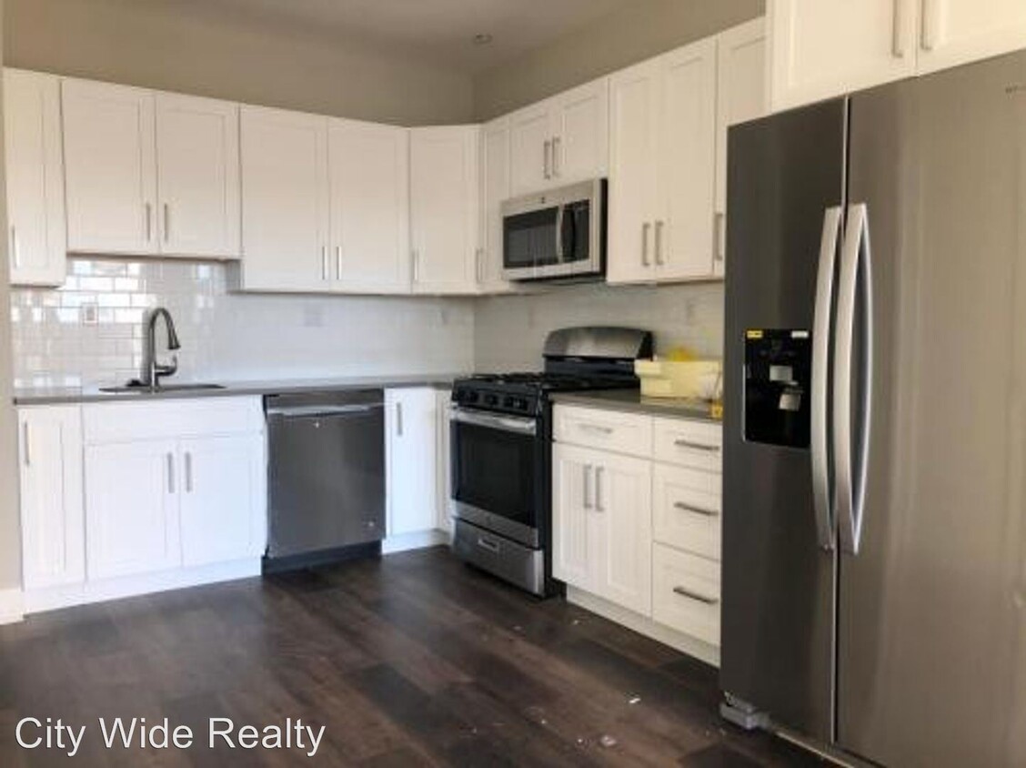 Foto principal - 3347 Tulip St