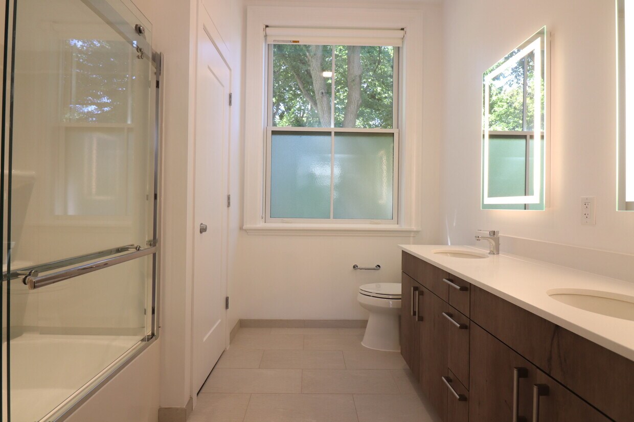 Bathroom - 200 Washington St