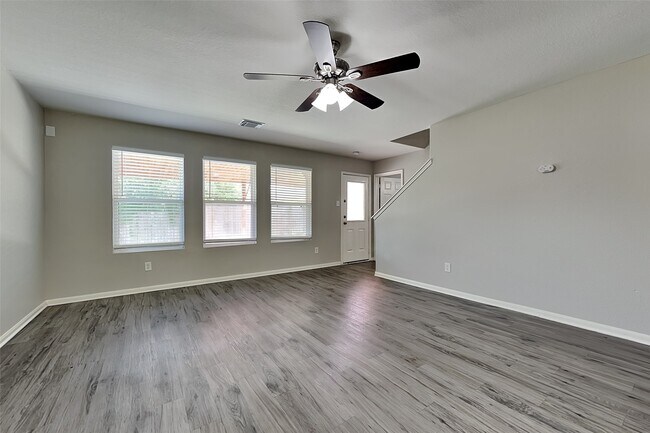 Foto del edificio - 16731 N Blue Jay Dr