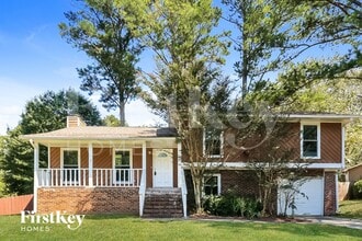 Building Photo - 200 Parkmont Ct