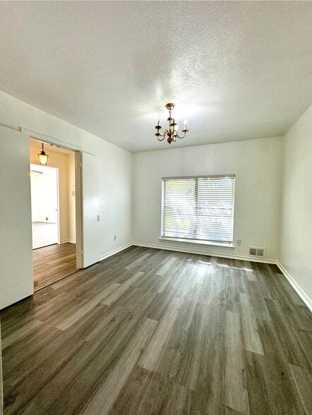 Photo - 7747 Dentcrest Dr Apartment