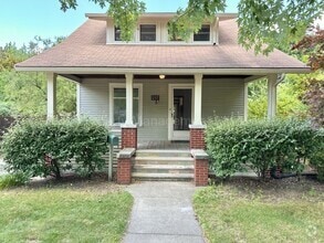 Building Photo - 217 Gardenia Ave