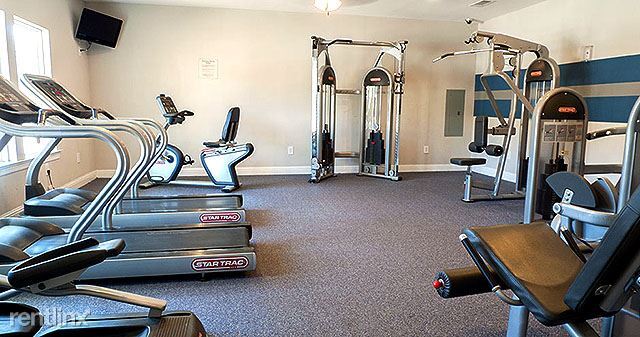 Building Photo - 3 br, 2 bath Condo - 721 Eastridge Dr Flat...